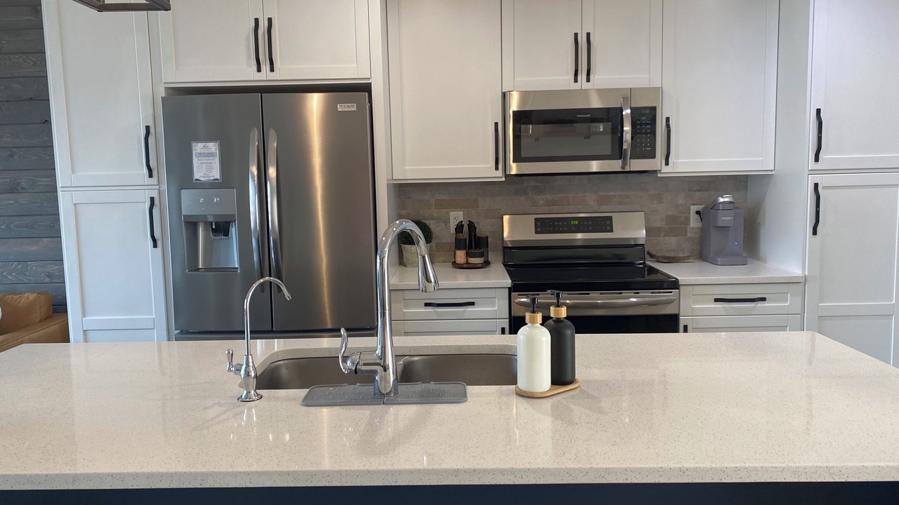 Photo of Kitchen in Sylvan Lake