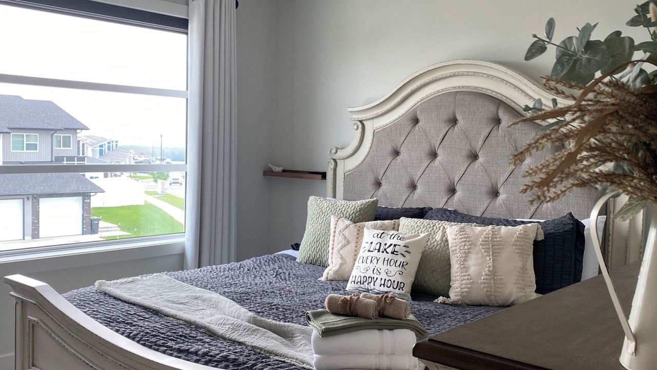 Photo of Bedroom in Sylvan Lake