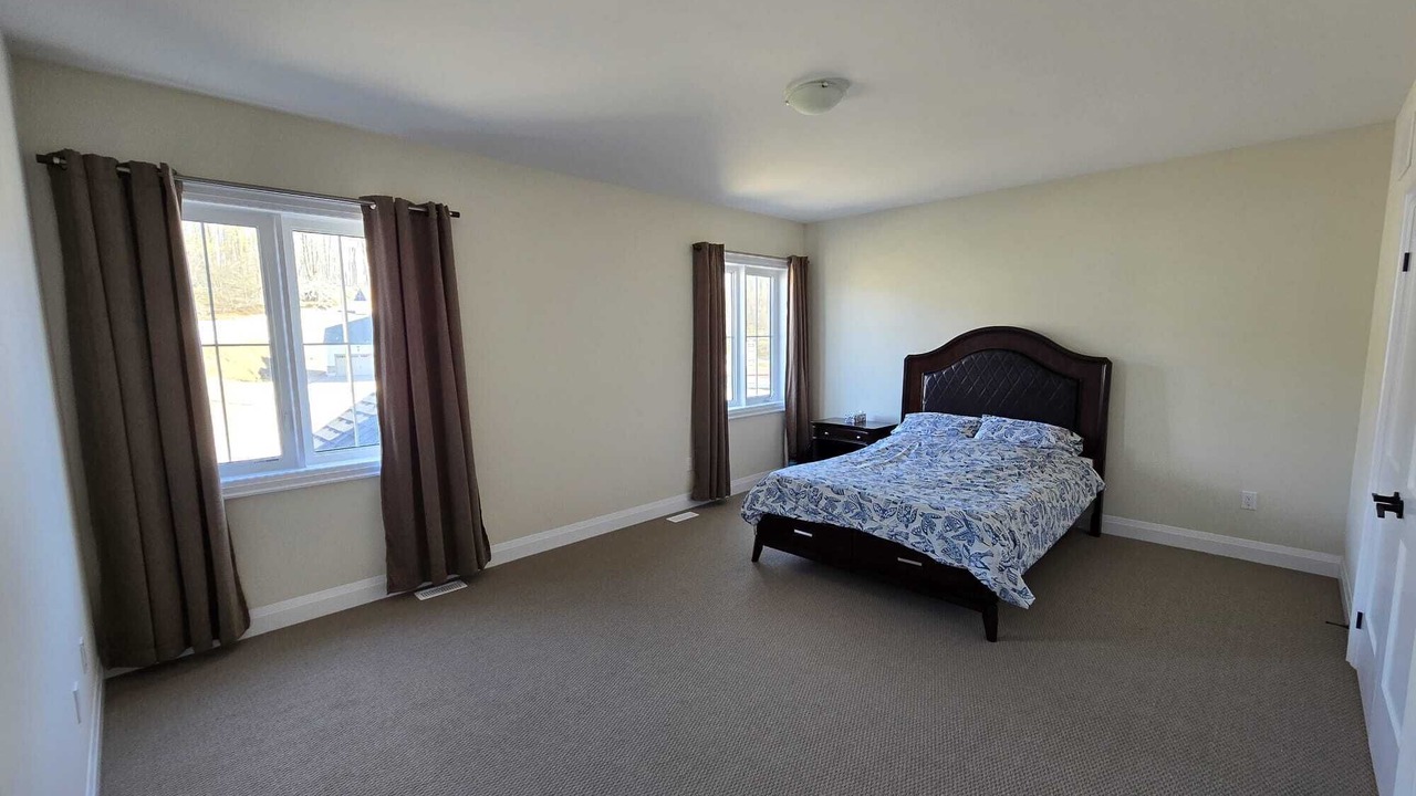 Photo of Bedroom in Oro-Medonte