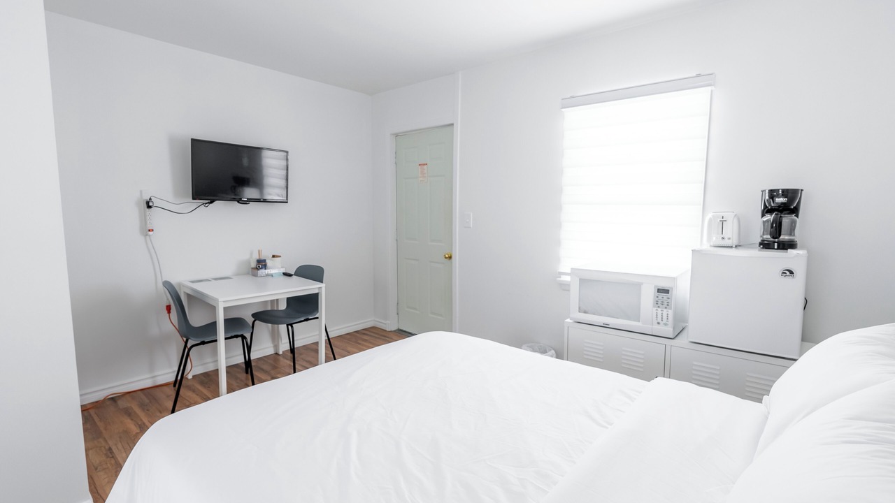 Photo of Bedroom in Lambton Shores