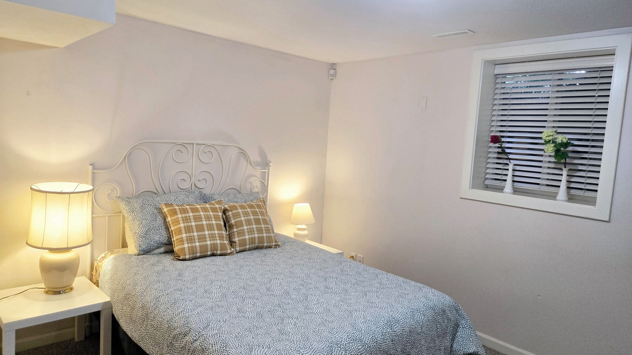 Photo of Bedroom in Willoughby