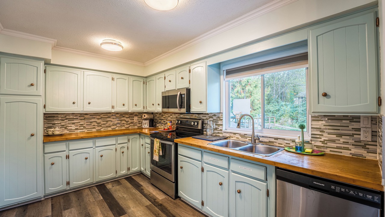 Photo of Kitchen in Guildford