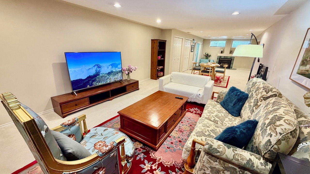 Photo of Livingroom in Surrey