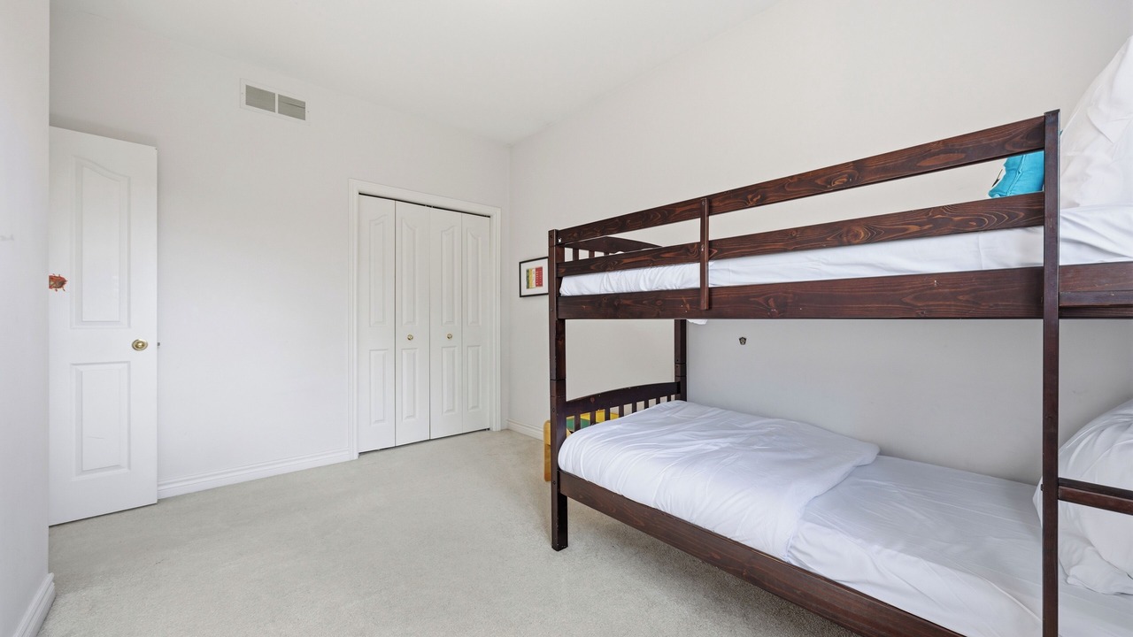 Photo of Bedroom in Sarnia
