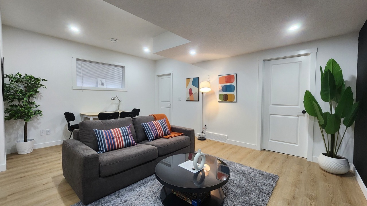 Photo of Livingroom in Southeast Calgary