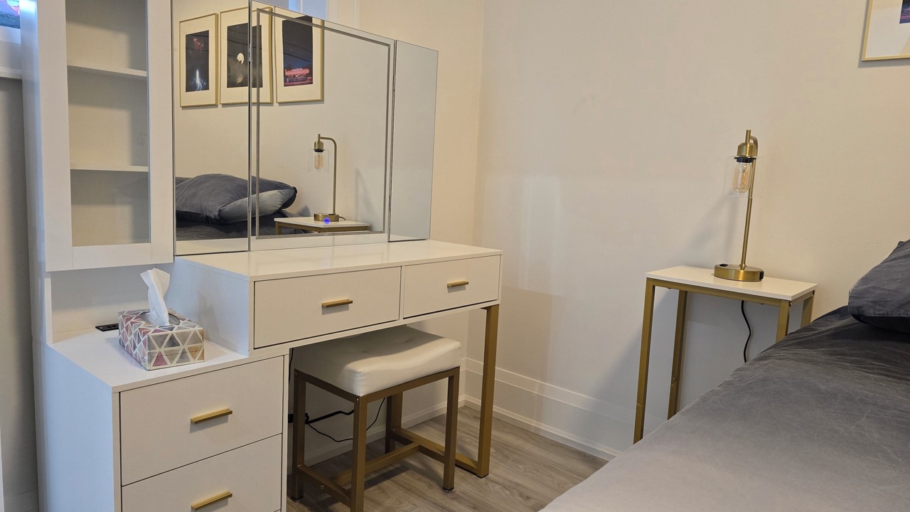 Photo of Bedroom in Birch Cliff Heights