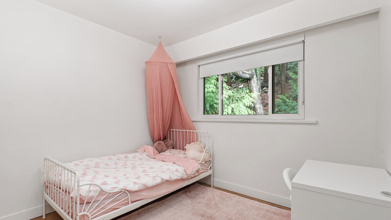 Photo of Bedroom in Upper Lonsdale