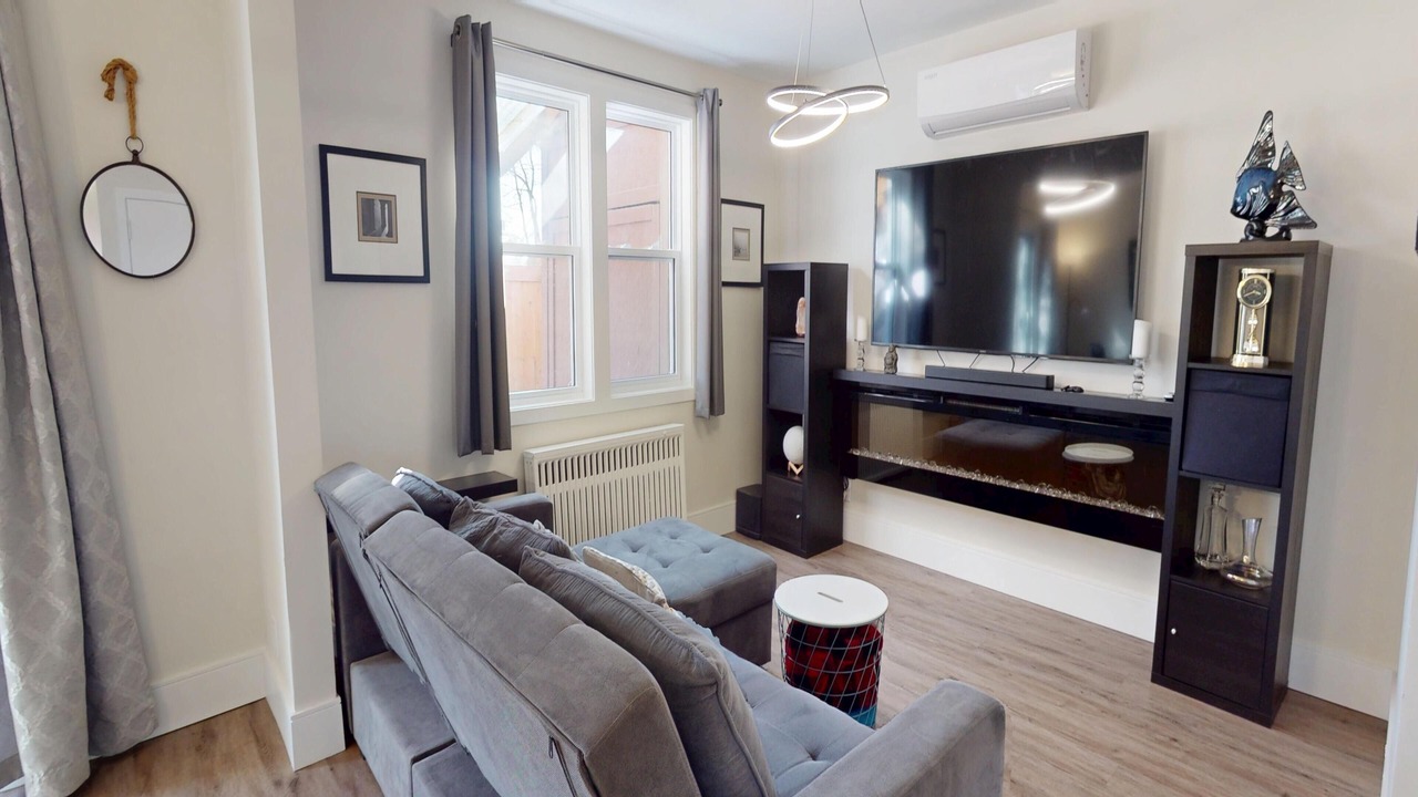 Photo of Livingroom in Cambridge