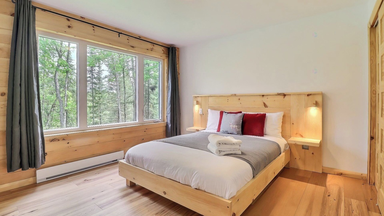 Photo of Bedroom in Pine Hill