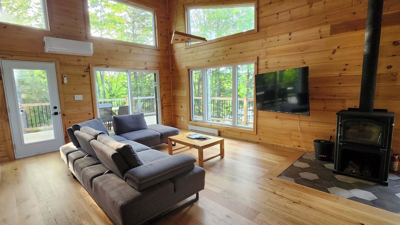 Photo of Livingroom in Pine Hill