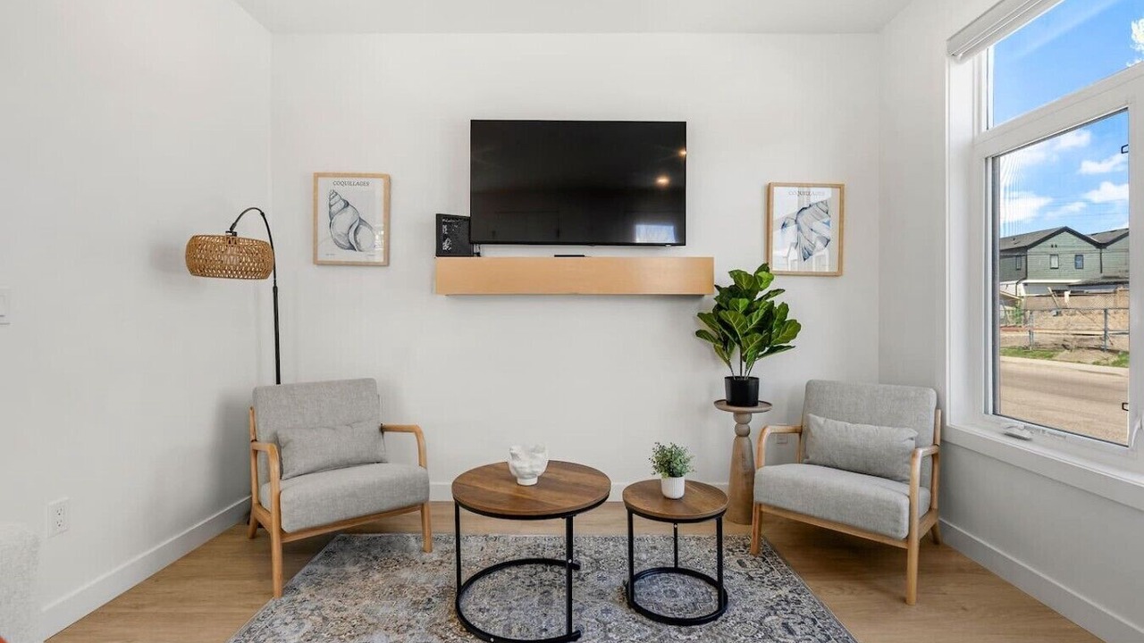 Photo of Livingroom in Southwest Calgary