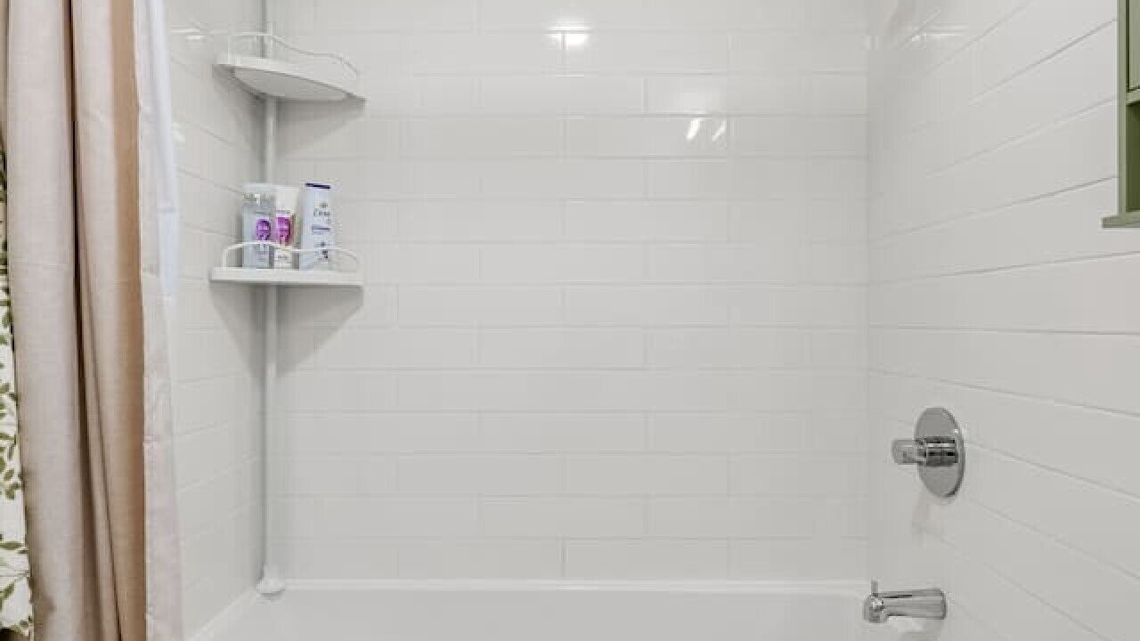 Photo of Bathroom in Crescent Heights