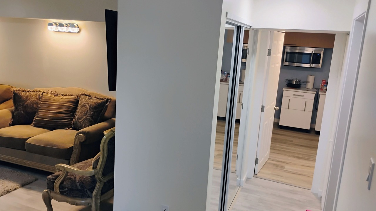 Photo of Livingroom in Vernon