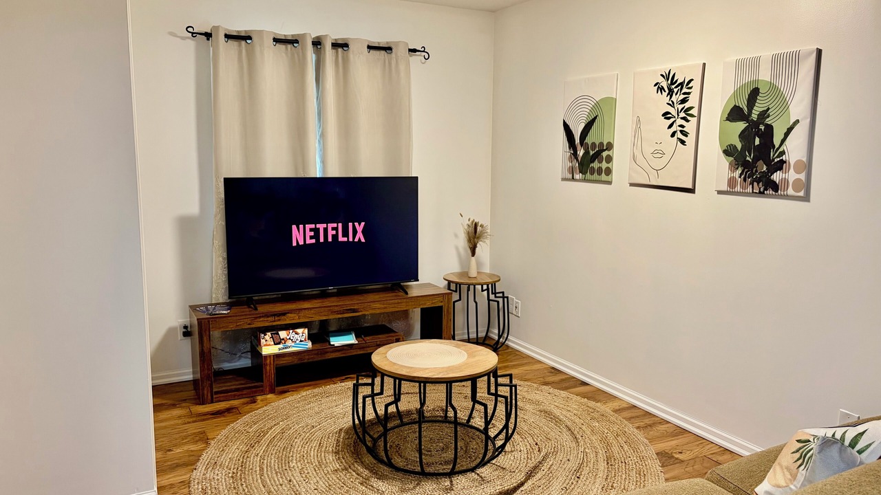 Photo of Livingroom in Mill Lake