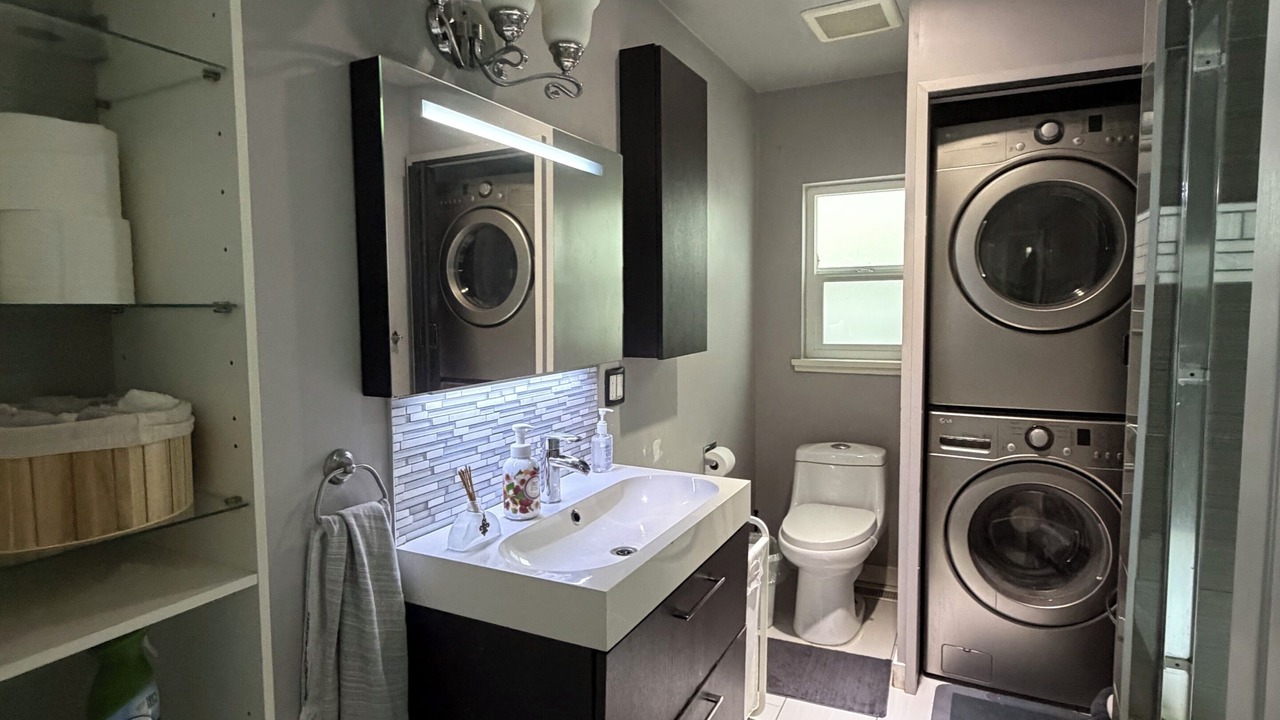Photo of Bathroom in Fraserview