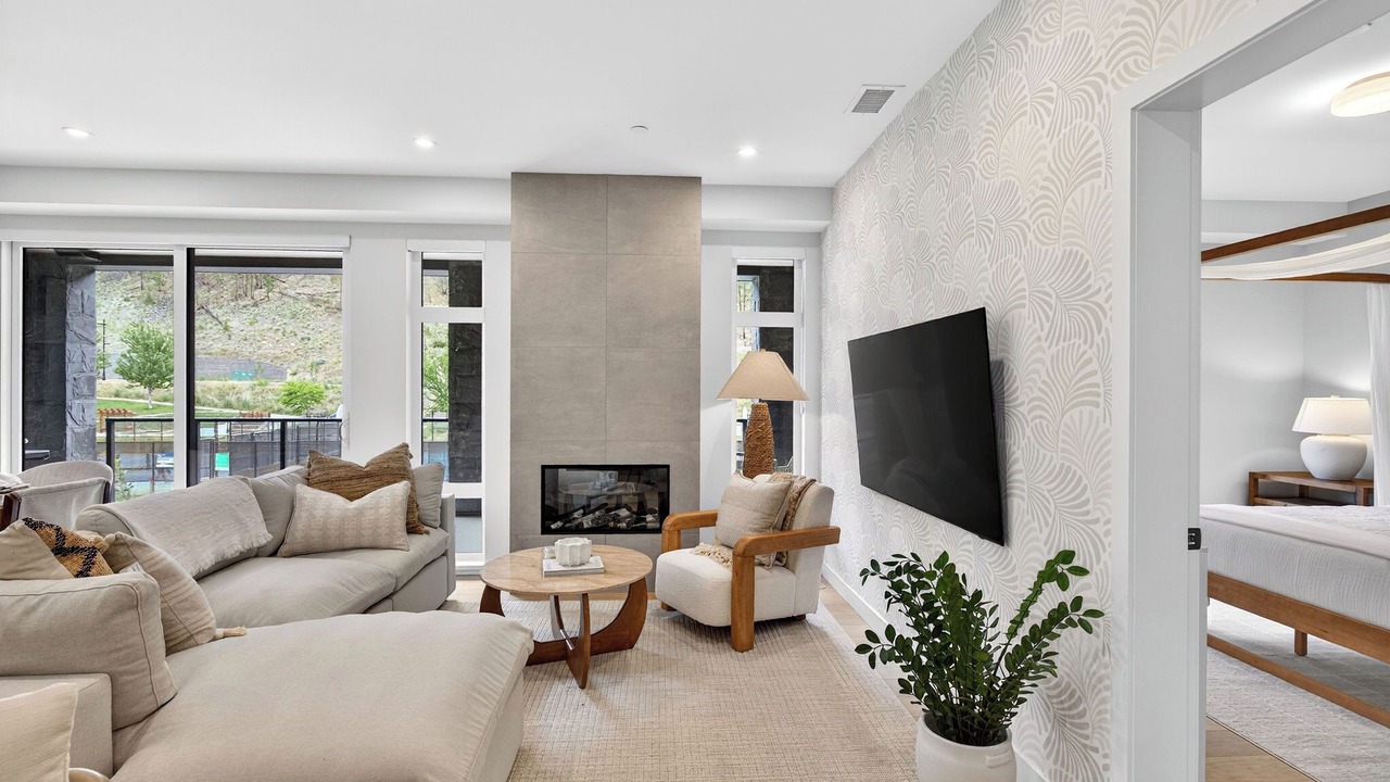Photo of Livingroom in Central Okanagan