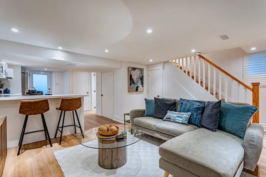 Photo of Livingroom in Oakwood Village