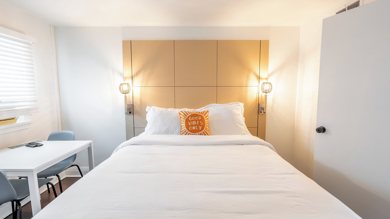 Photo of Bedroom in Lambton Shores