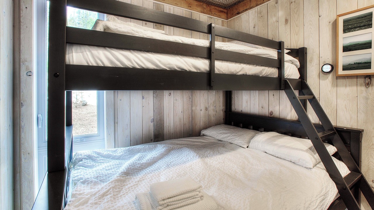 Photo of Bedroom in Sainte-Marguerite-du-Lac-Masson