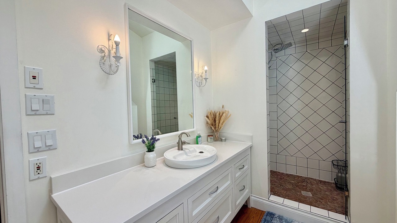 Photo of Bathroom in Crescent Beach