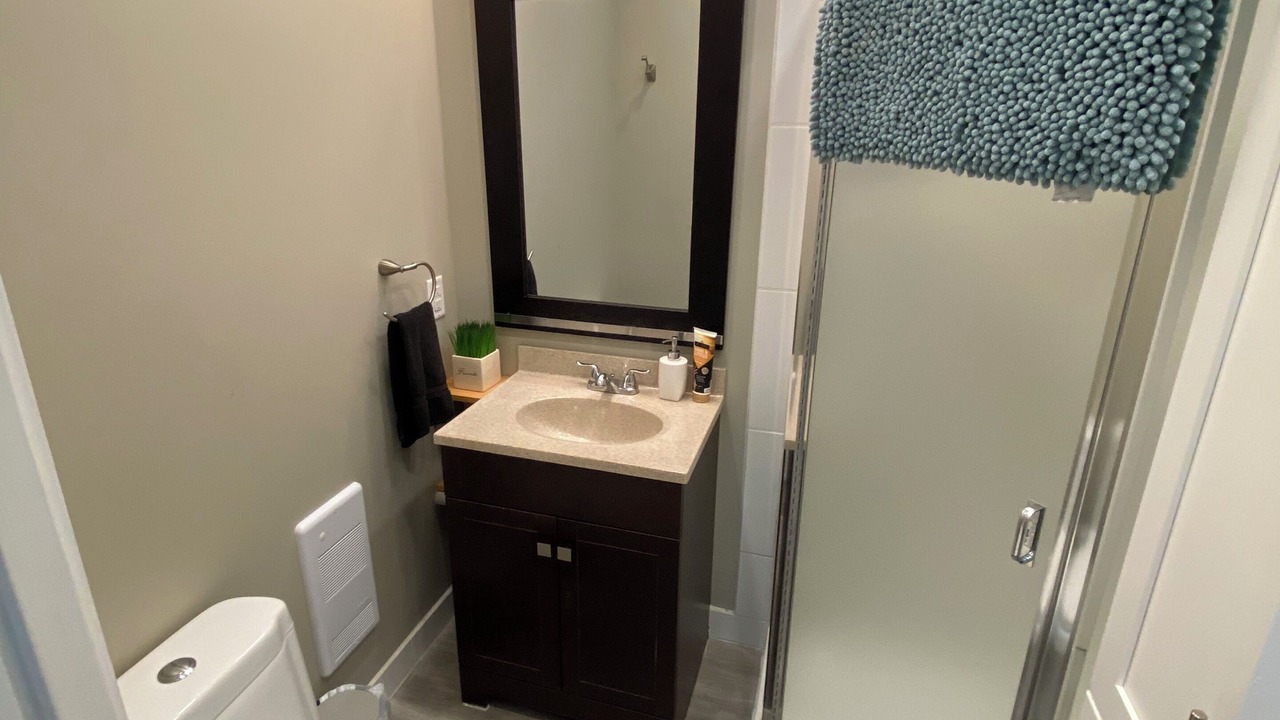 Photo of Bathroom in Lake Cowichan