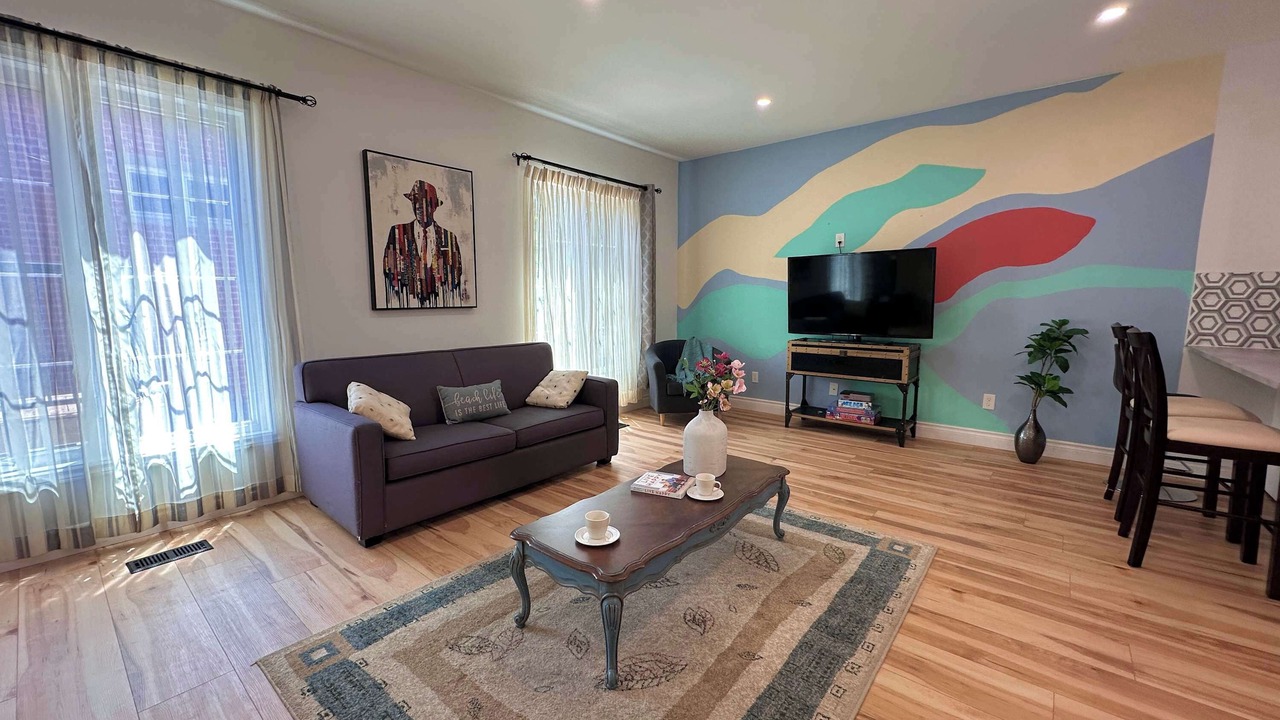 Photo of Livingroom in Port Colborne