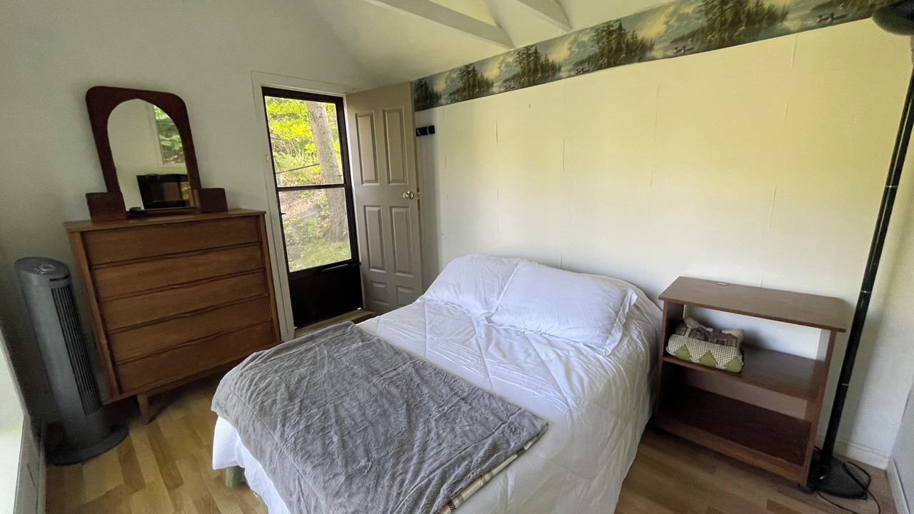 Photo of Bedroom in Georgian Bay