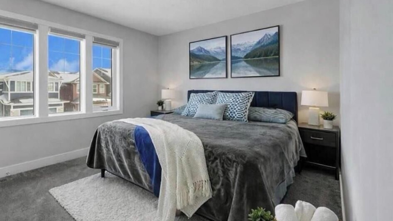 Photo of Bedroom in Evanston