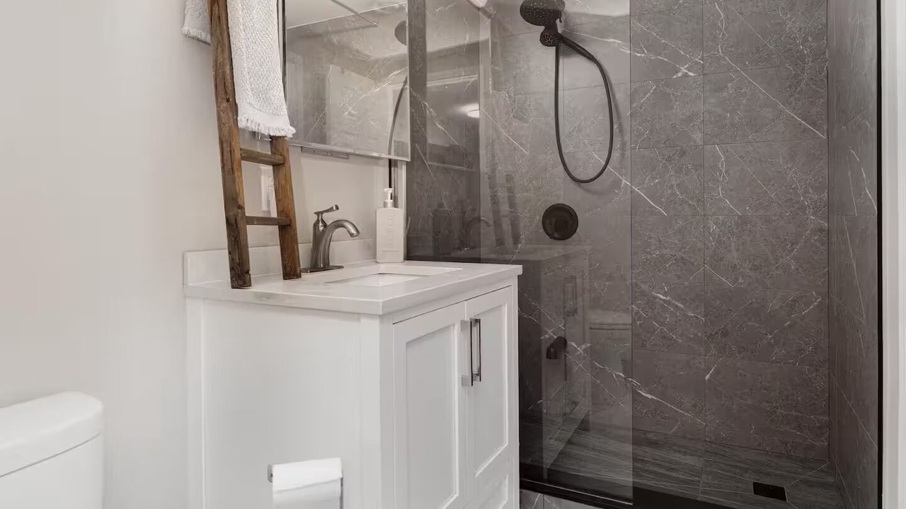 Photo of Bathroom in Valentia
