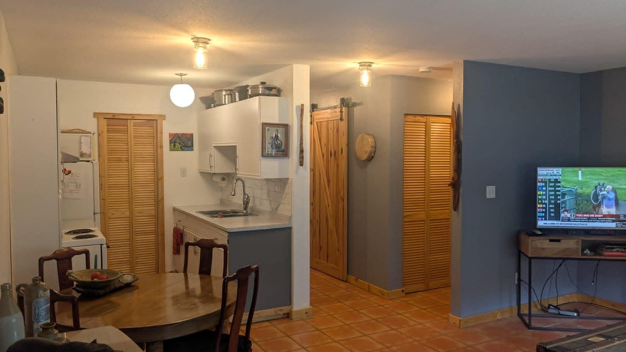 Photo of Kitchen in Tahsis