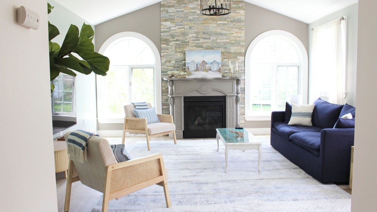 Photo of Livingroom in West Covehead