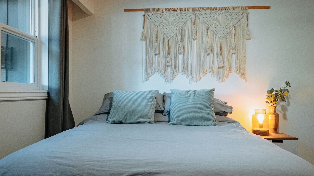 Photo of Bedroom in Quathiaski Cove