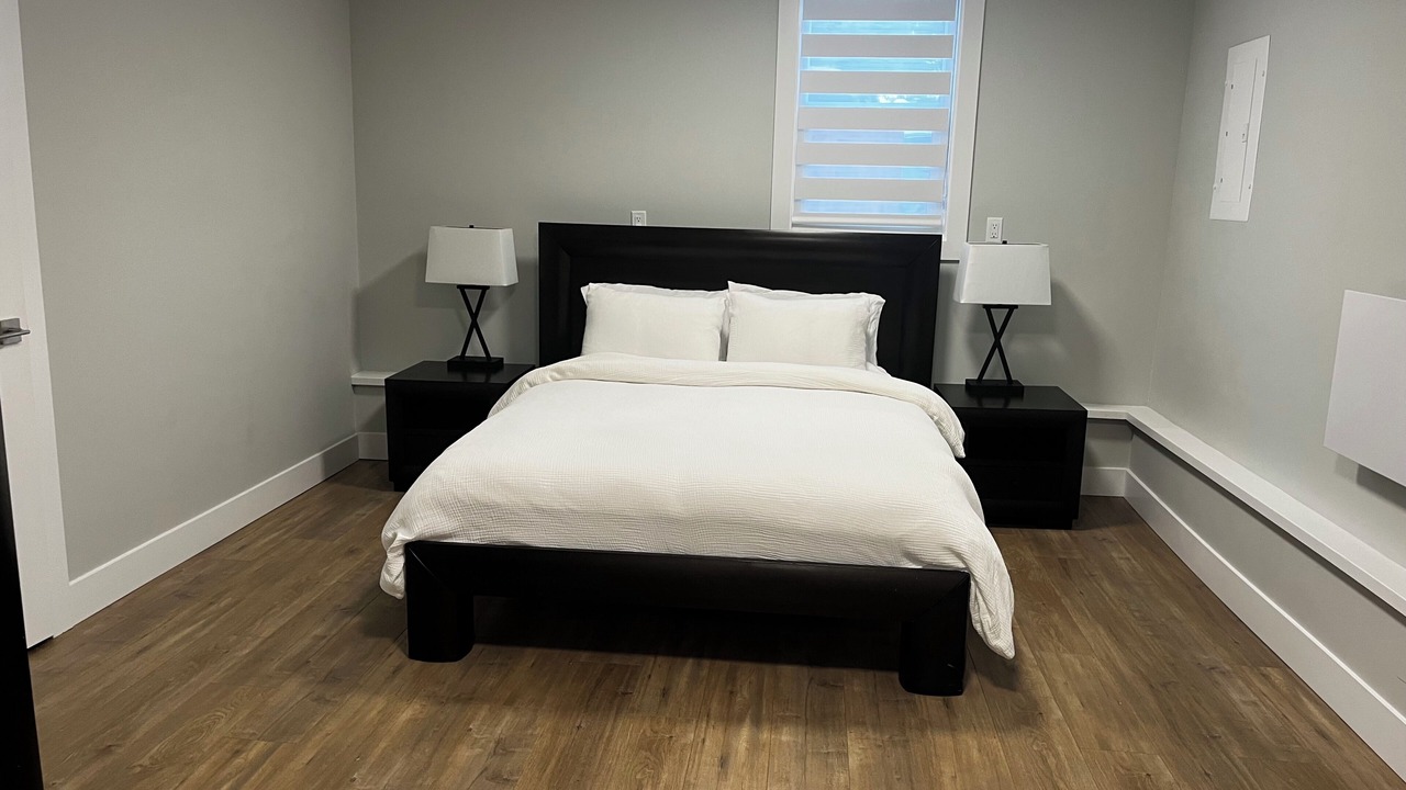 Photo of Bedroom in Deep Cove