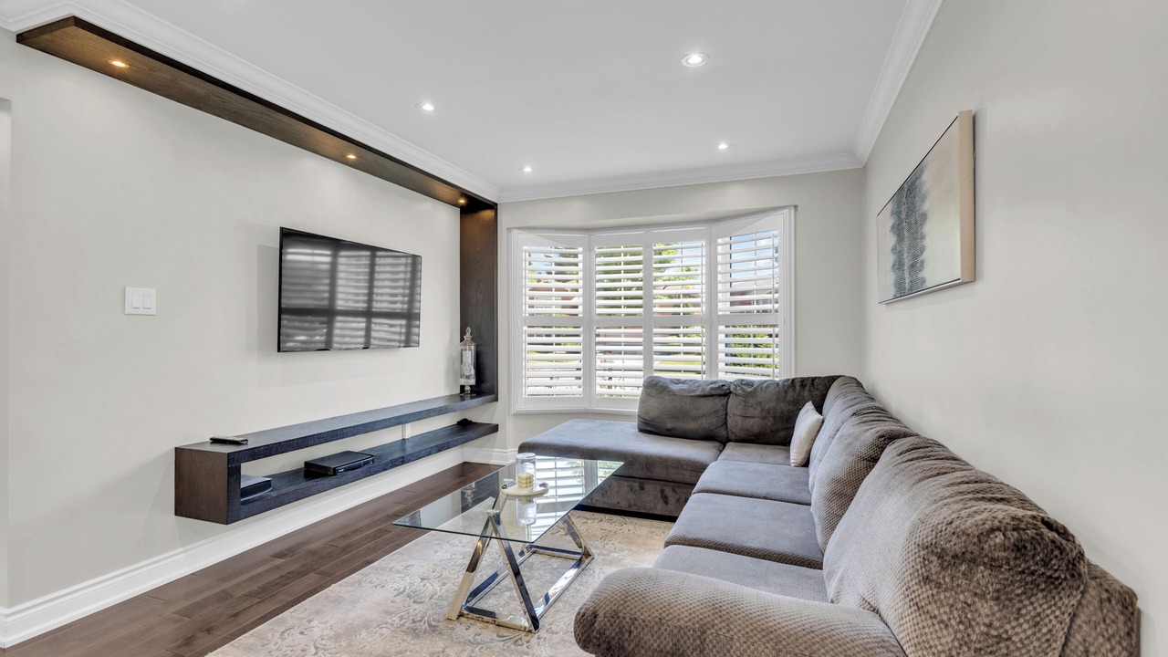 Photo of Livingroom in Whitby