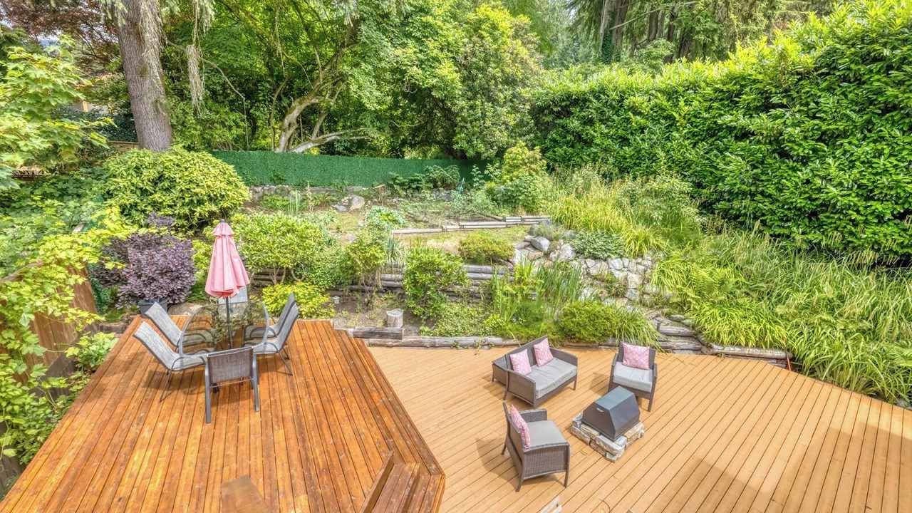 Photo of Patio Balcony in District of North Vancouver