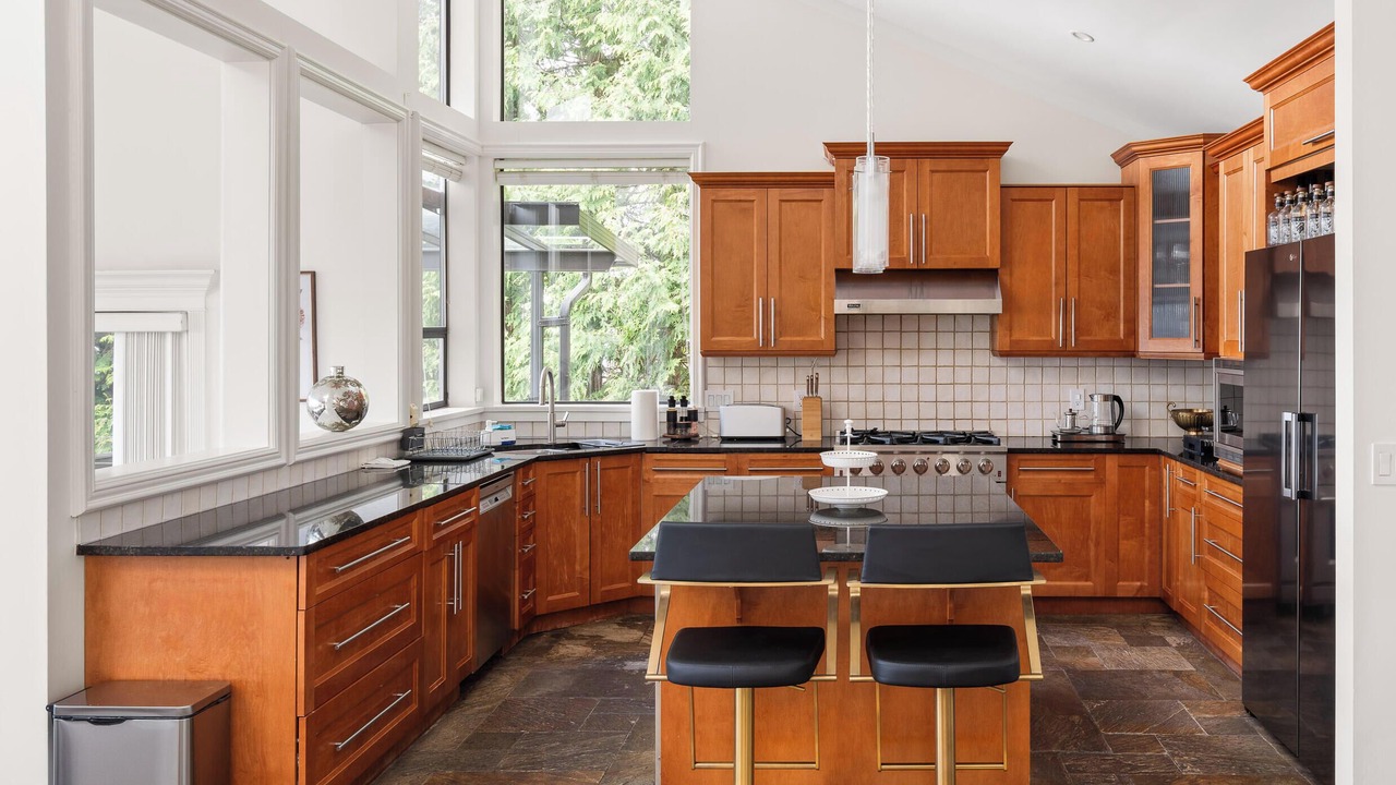 Photo of Kitchen in West Vancouver