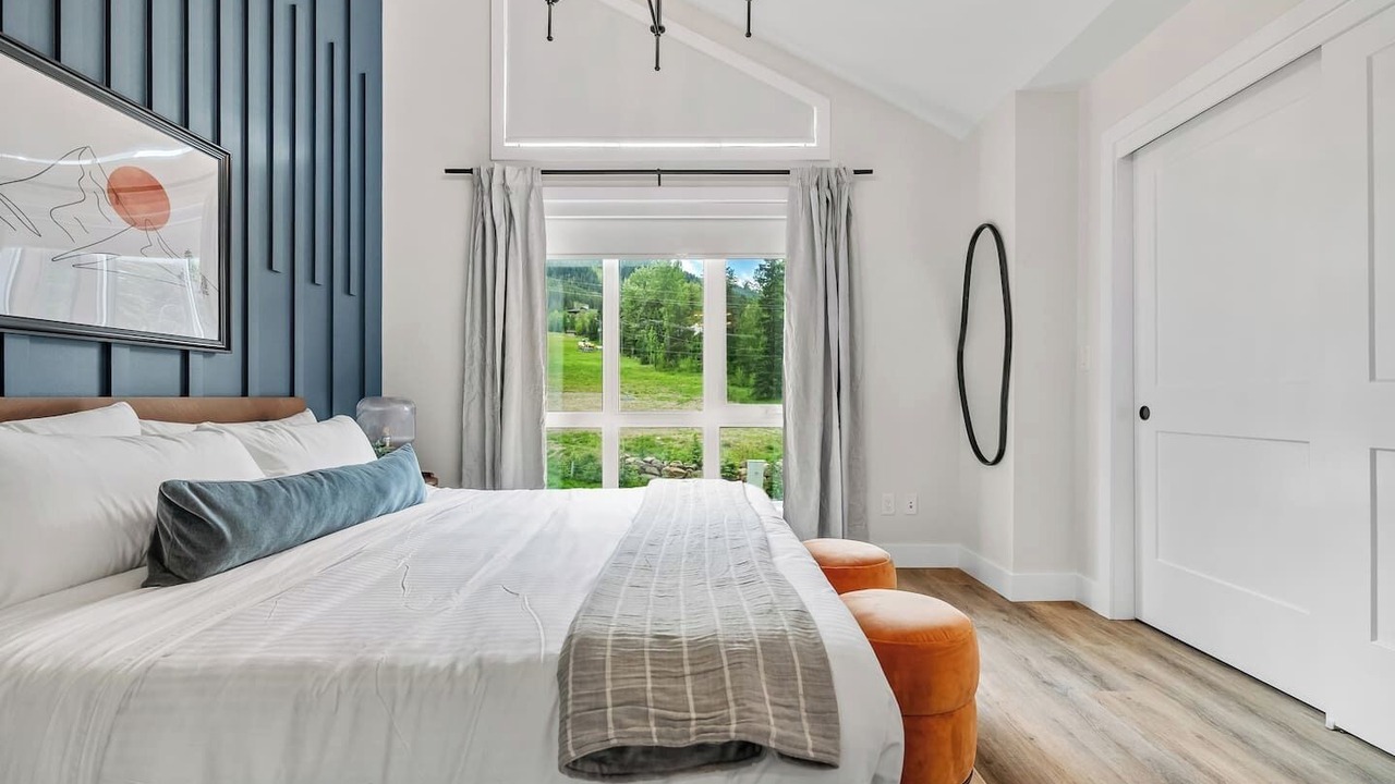Photo of Bedroom in East Kootenay