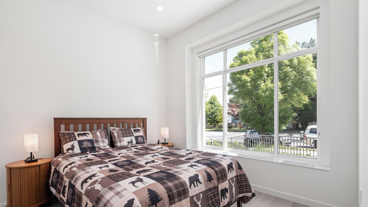 Photo of Bedroom in East Side
