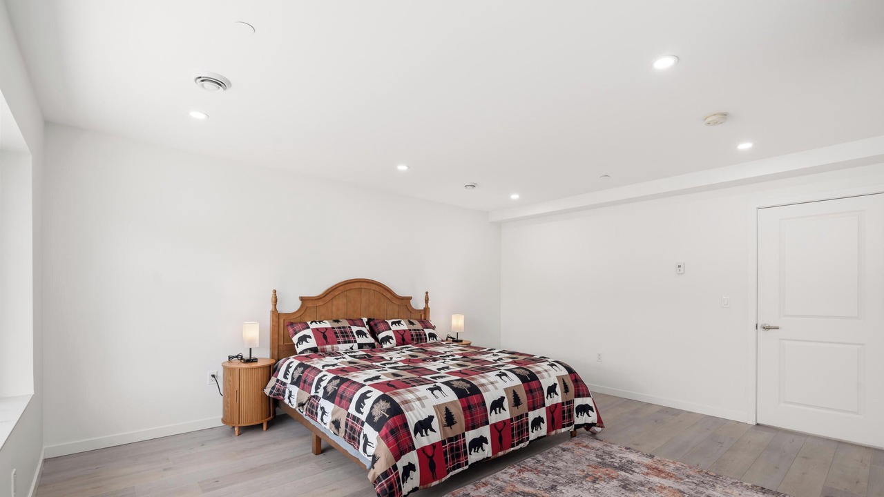 Photo of Bedroom in East Side