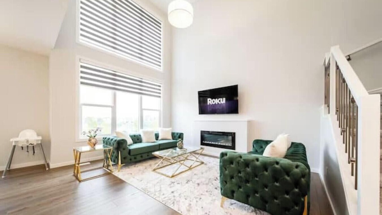 Photo of Livingroom in Southeast Edmonton