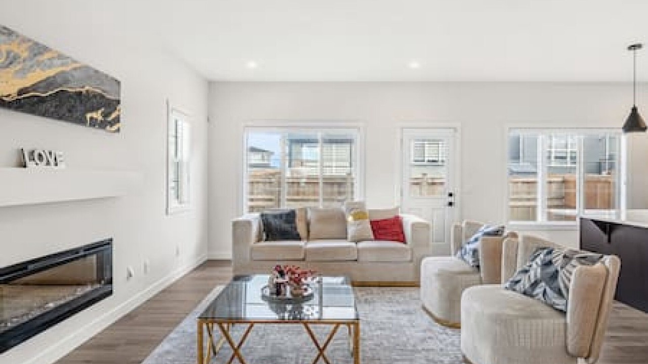Photo of Livingroom in Calgary