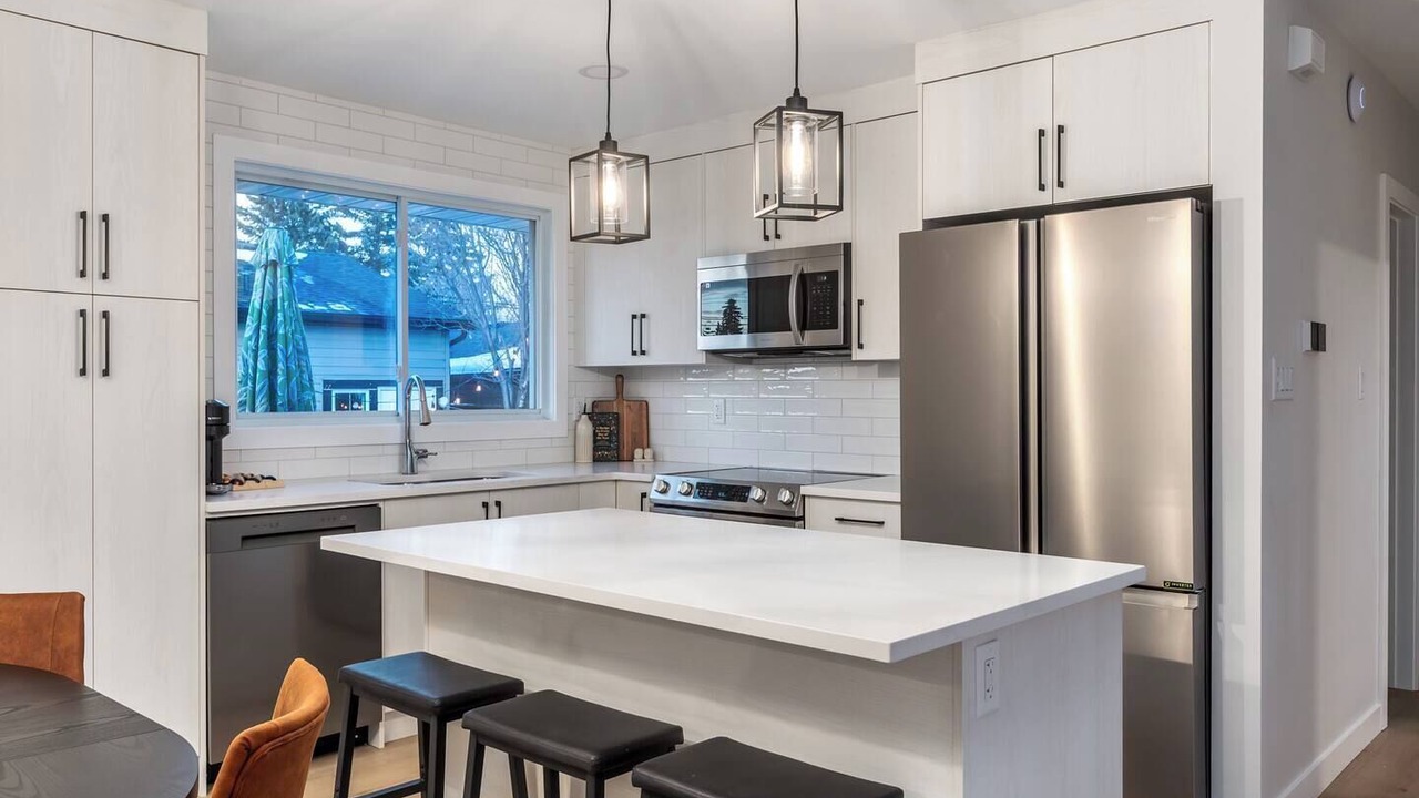 Photo of Kitchen in Southeast Calgary