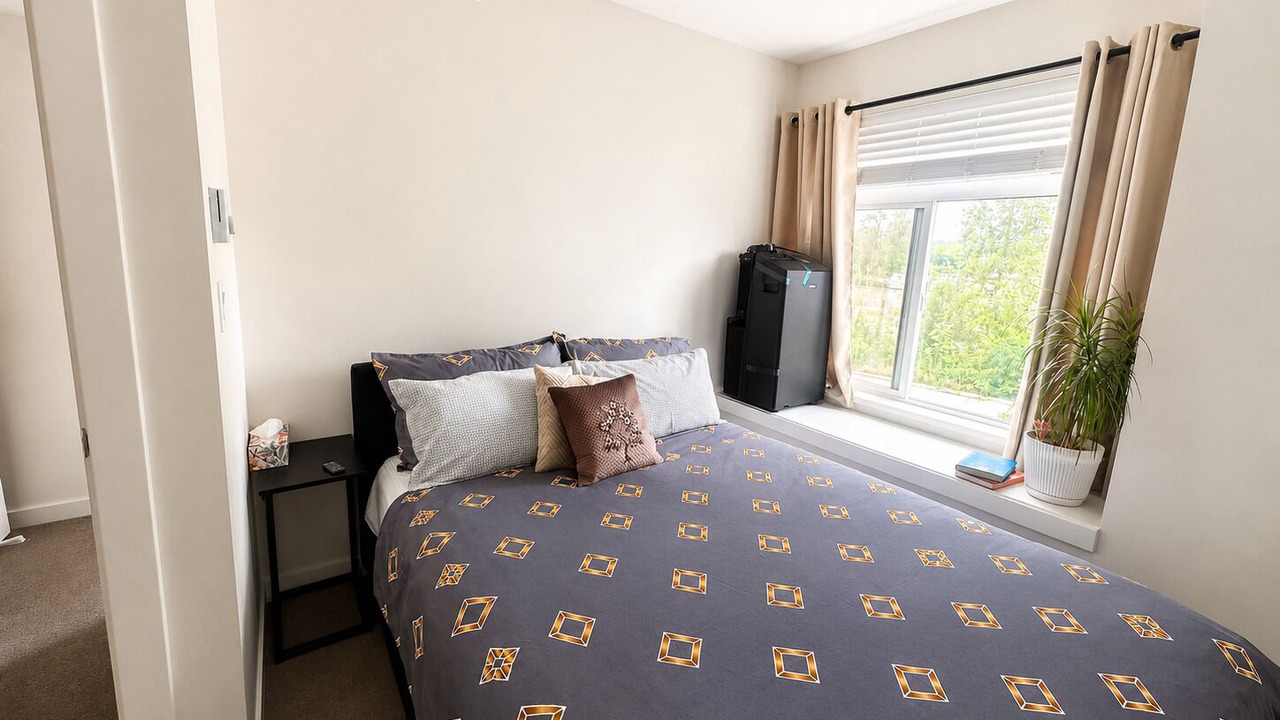 Photo of Bedroom in Queensborough