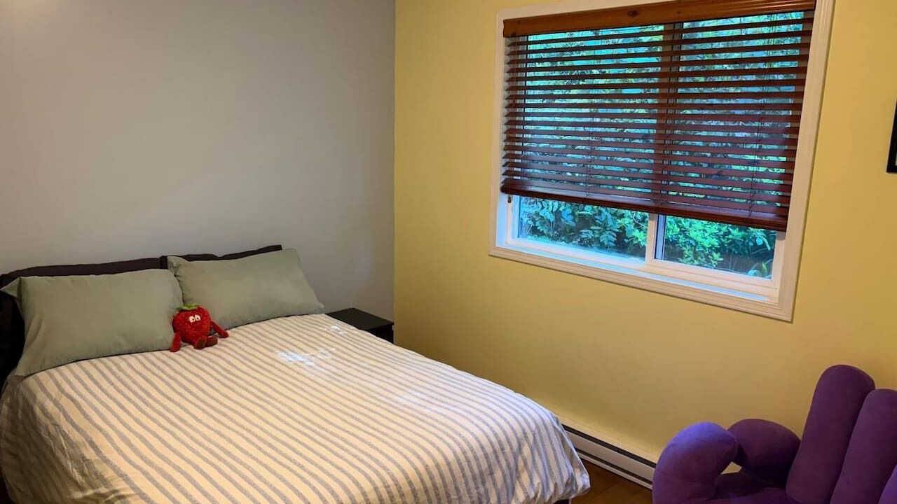Photo of Bedroom in Bowen Island