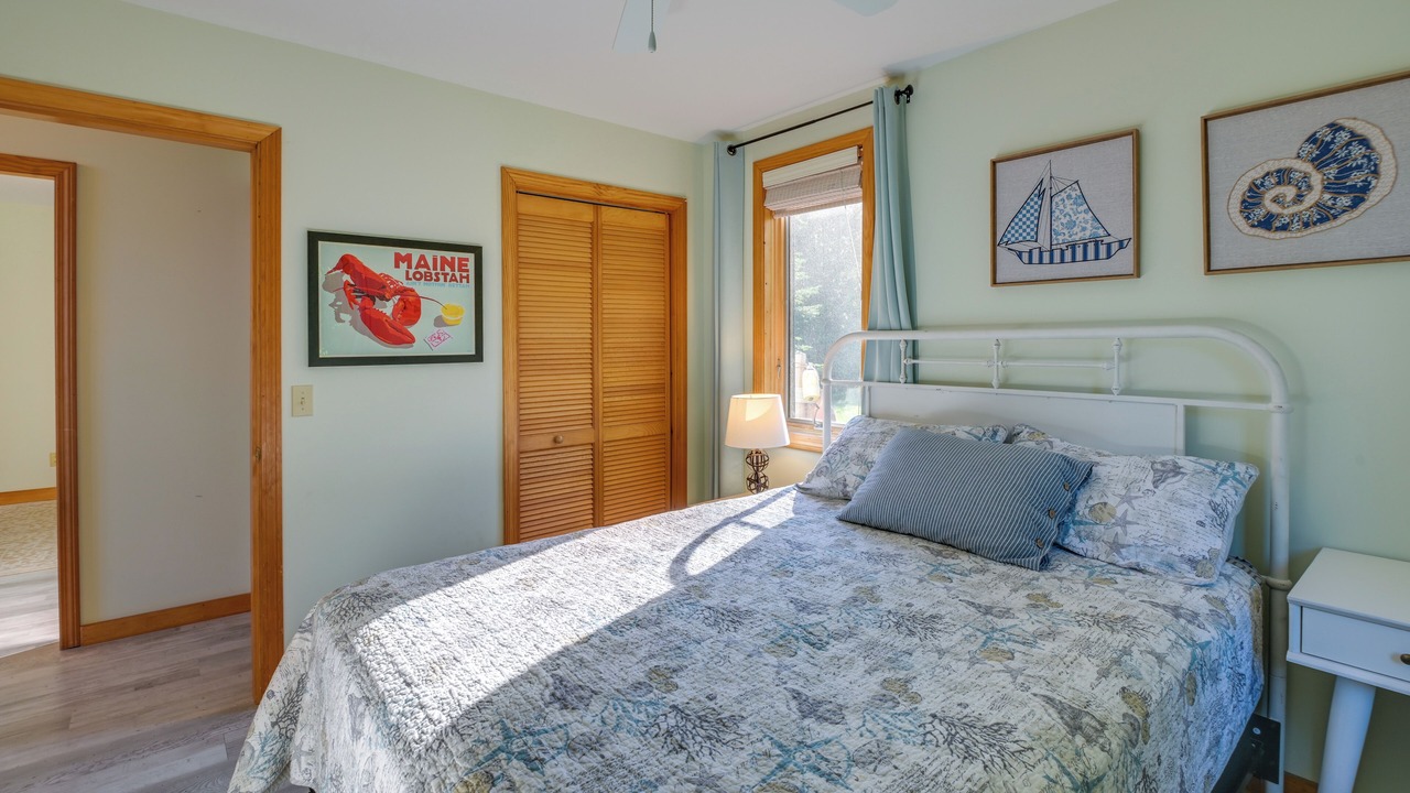 Photo of Bedroom in Jonesport