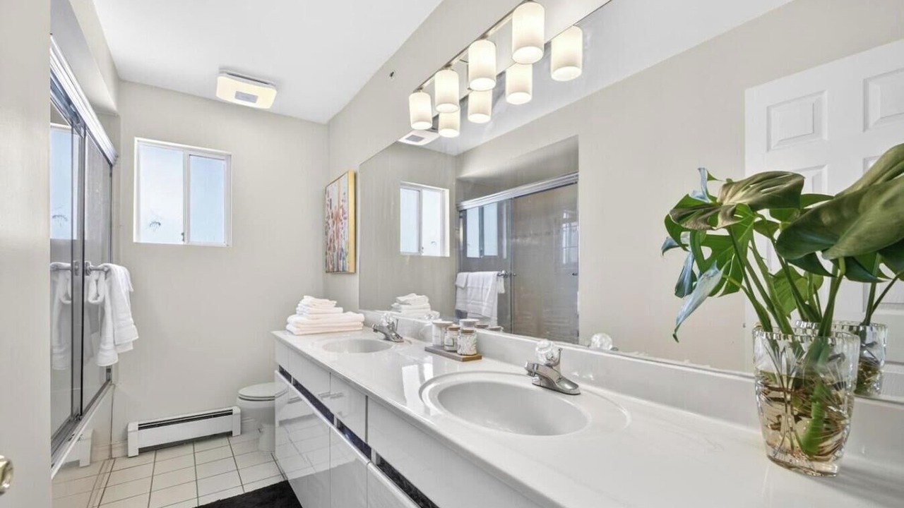 Photo of Bathroom in Killarney