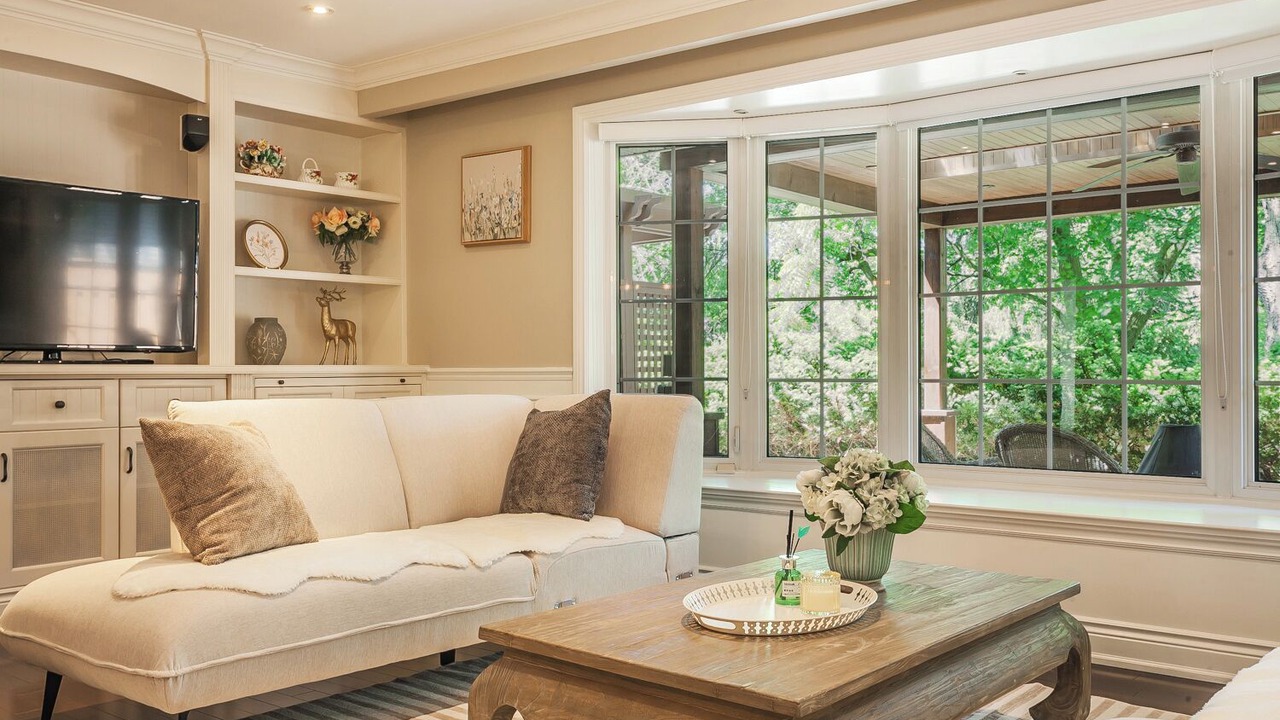 Photo of Livingroom in Markham