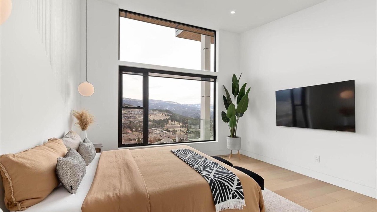 Photo of Bedroom in Black Mountain