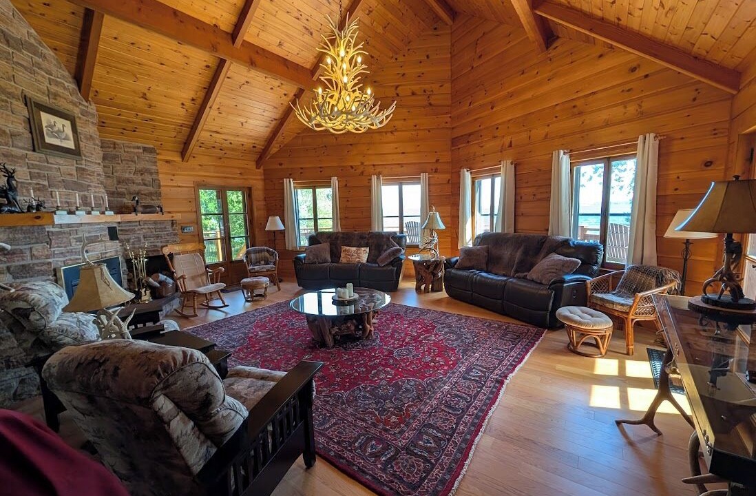 Photo of Livingroom in Wolfe Island