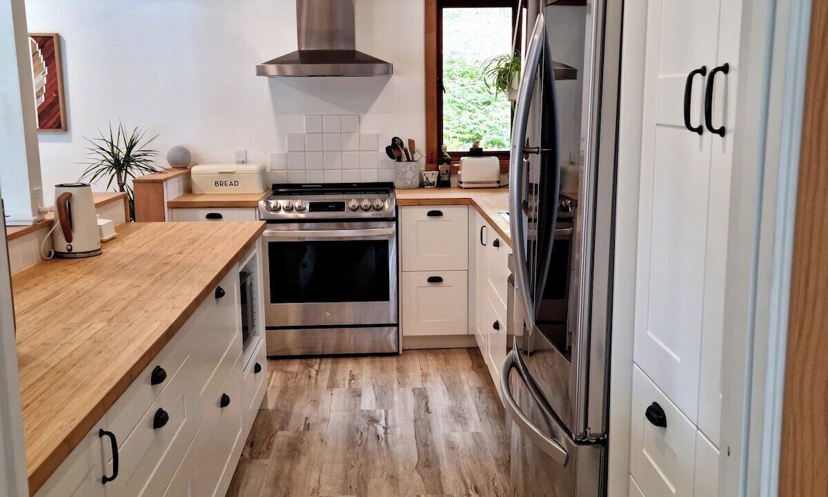 Photo of Kitchen in Salt Spring Island